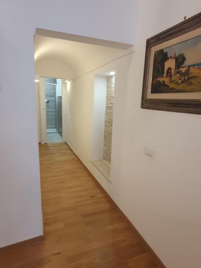 Charming Frattina - 2 Bathrooms New Apartment Рим Екстериор снимка