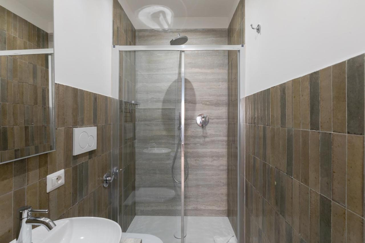 Charming Frattina - 2 Bathrooms New Apartment Рим Екстериор снимка