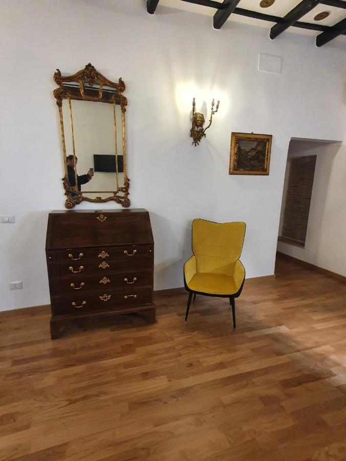 Charming Frattina - 2 Bathrooms New Apartment Рим Екстериор снимка